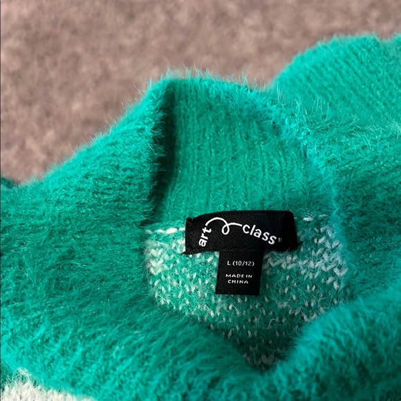 Art Class Green and White Houndstooth Sweater - Picture 3 of 3